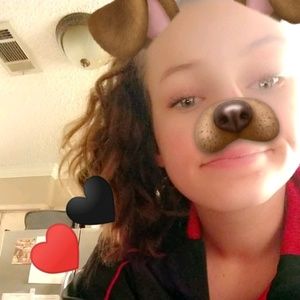 Meet your Posher, Taryn